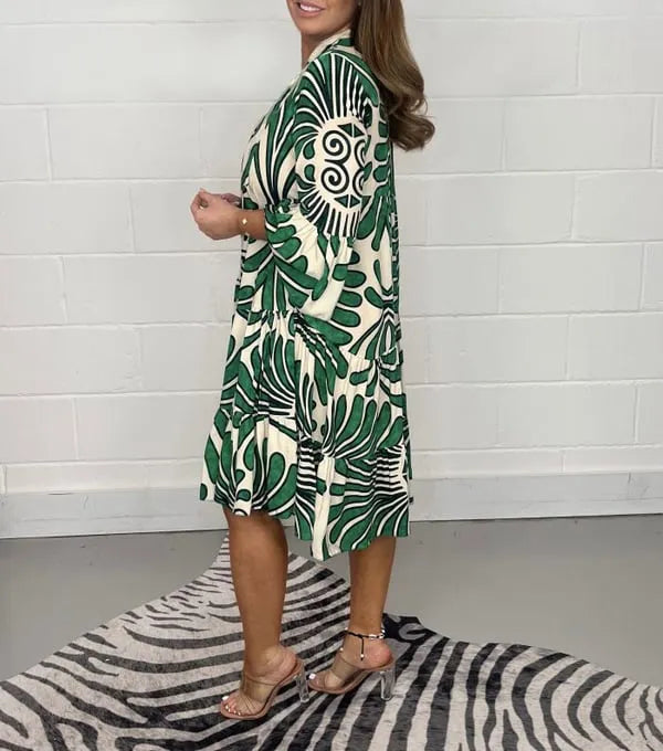 Sommerkleid Mit V-Ausschnitt Und Blumendruck