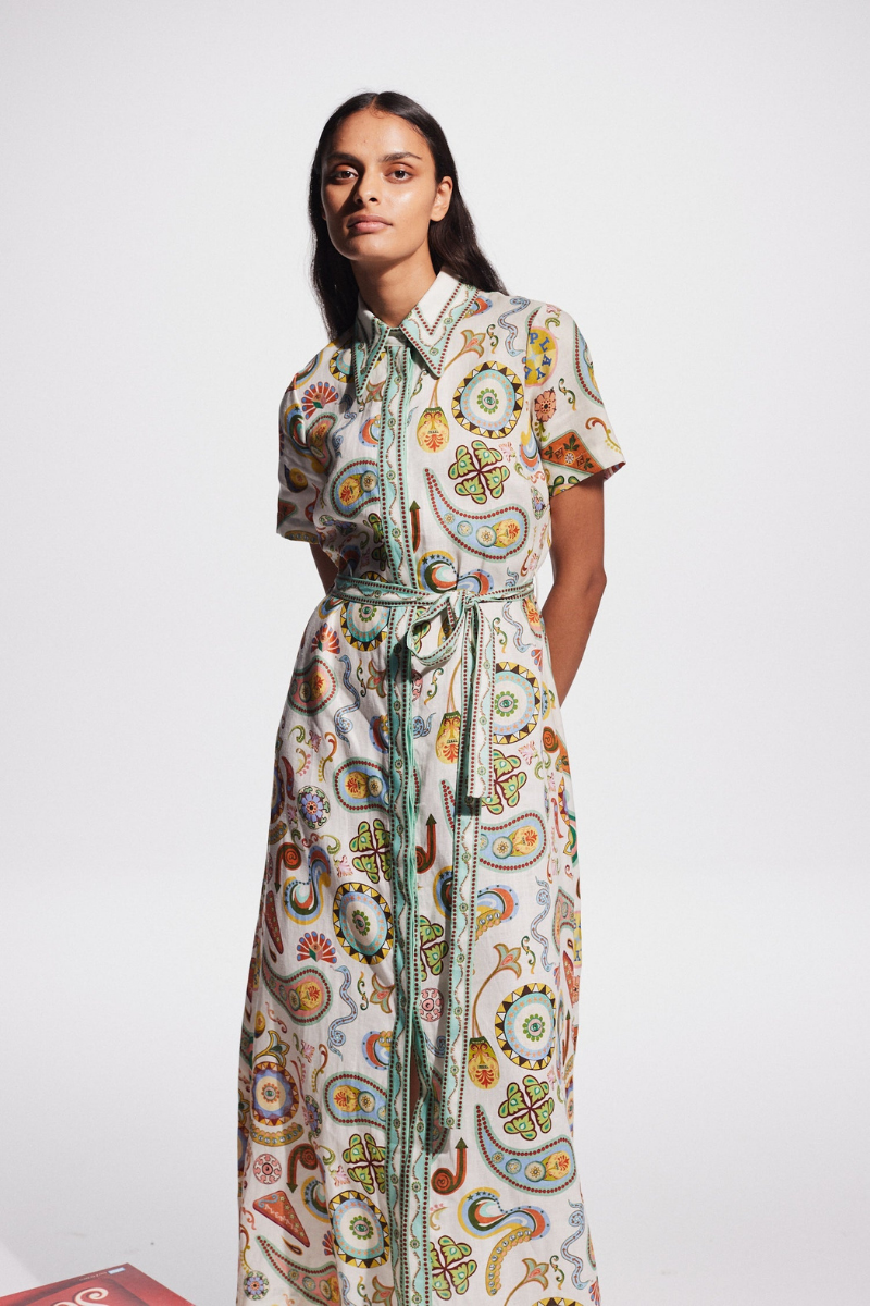 Kurzärmliges Gemustertes Maxikleid