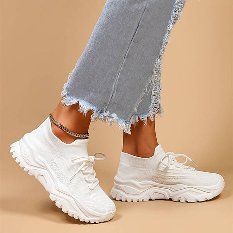 Stylische Design-Sneaker Mit Hoher Sohle