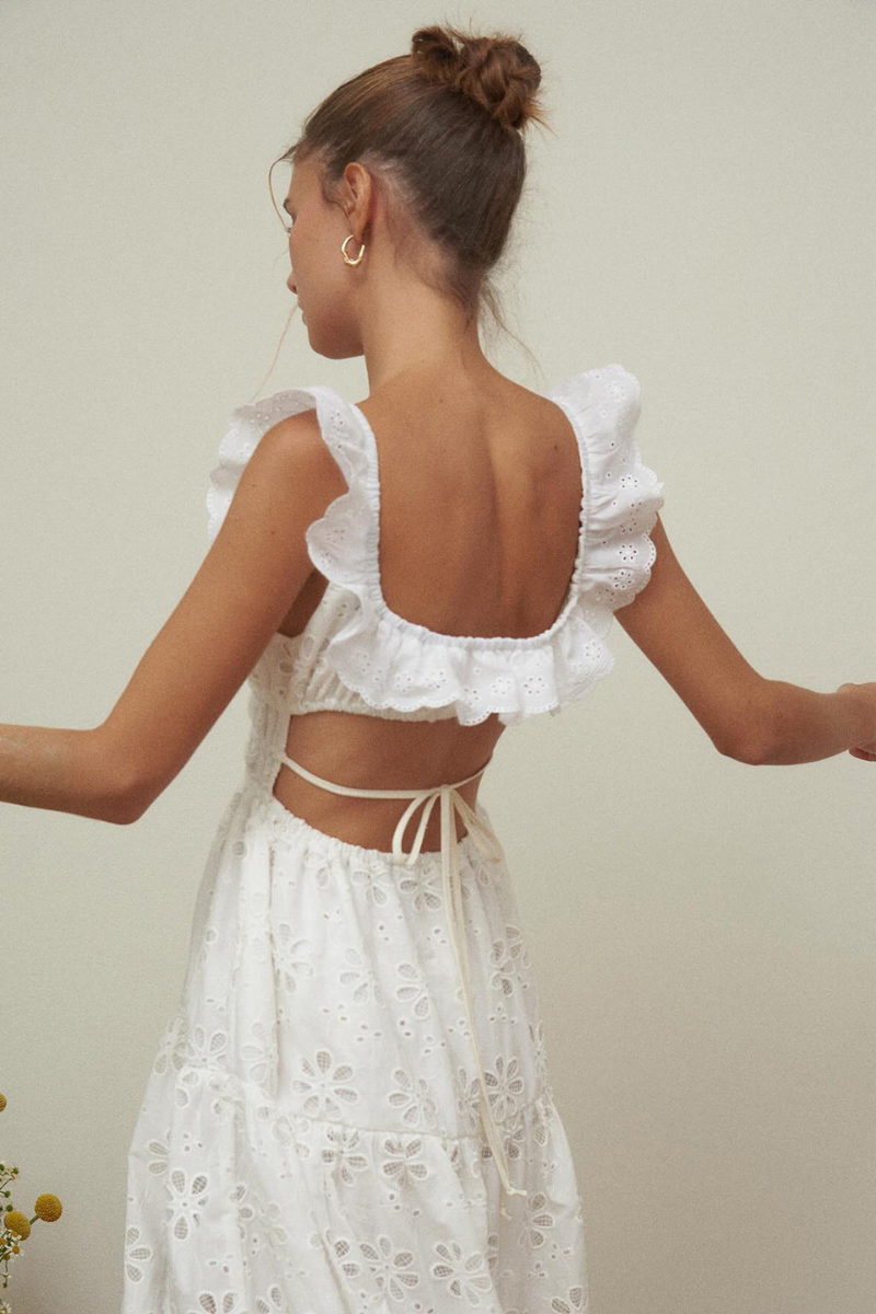 Rückenfreies Maxikleid Mit Schlitz Und Quadratischem Ausschnitt