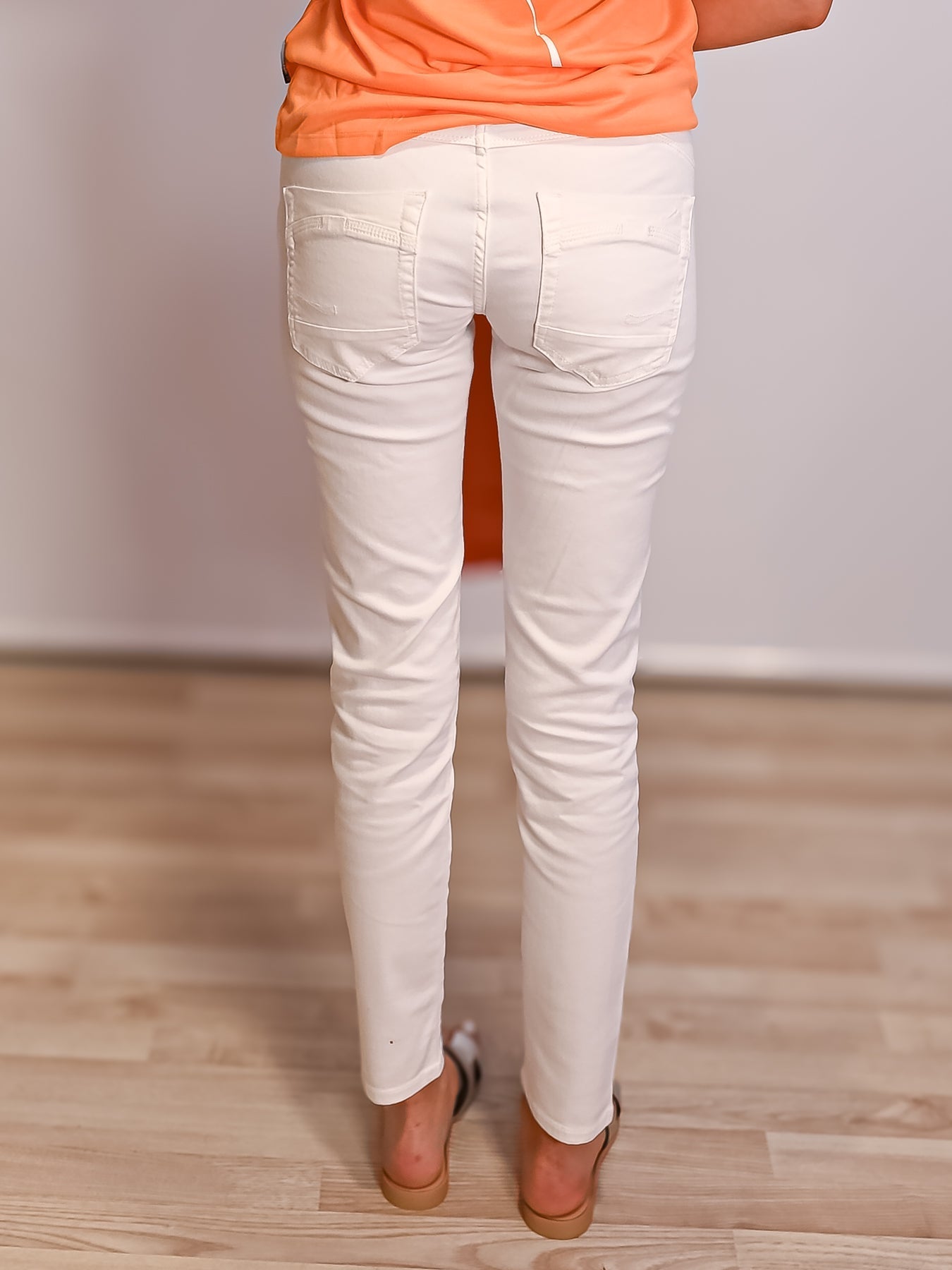 Schmal Geschnittene Elegante Hose