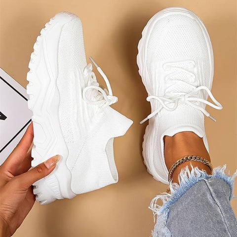 Stylische Design-Sneaker Mit Hoher Sohle