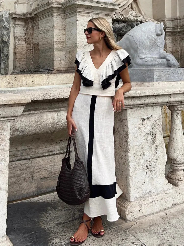 Maxikleid Mit Rüschenmuster Und V-Ausschnitt