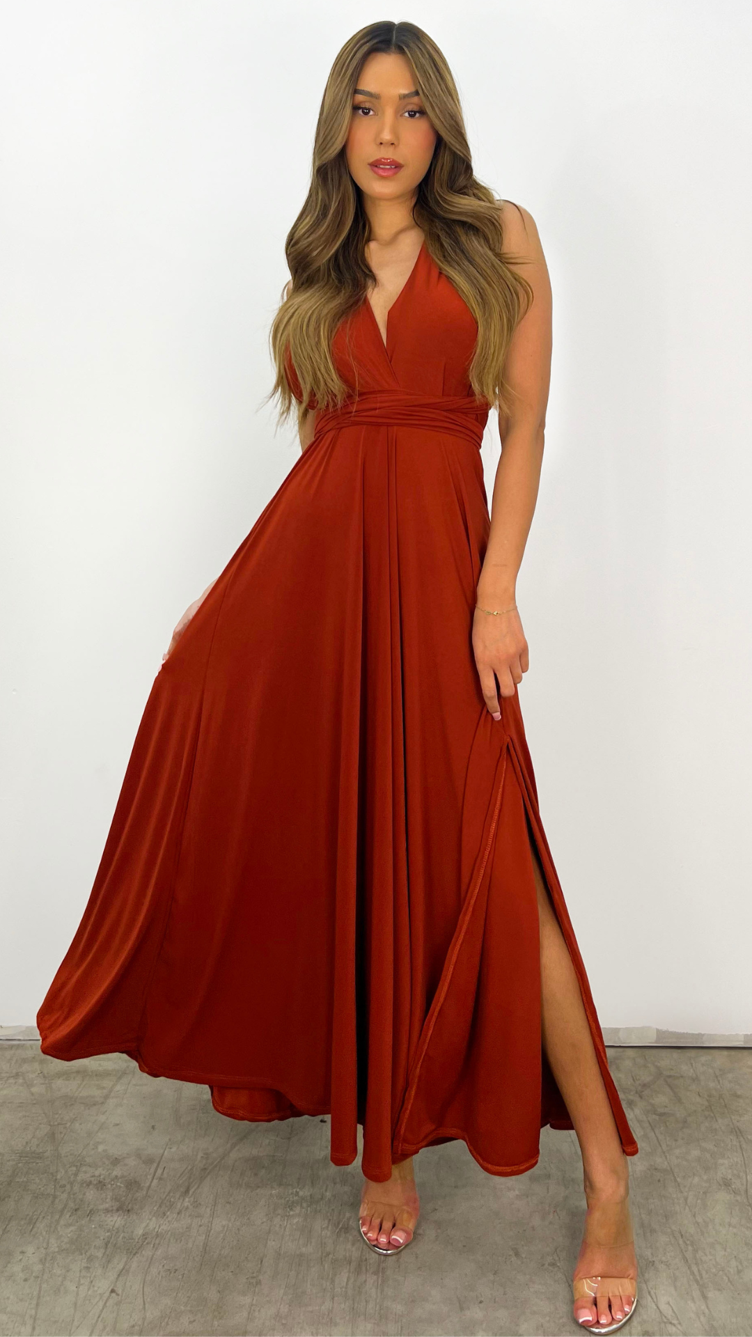Rückenfreies Maxikleid Mit Plissee-Details