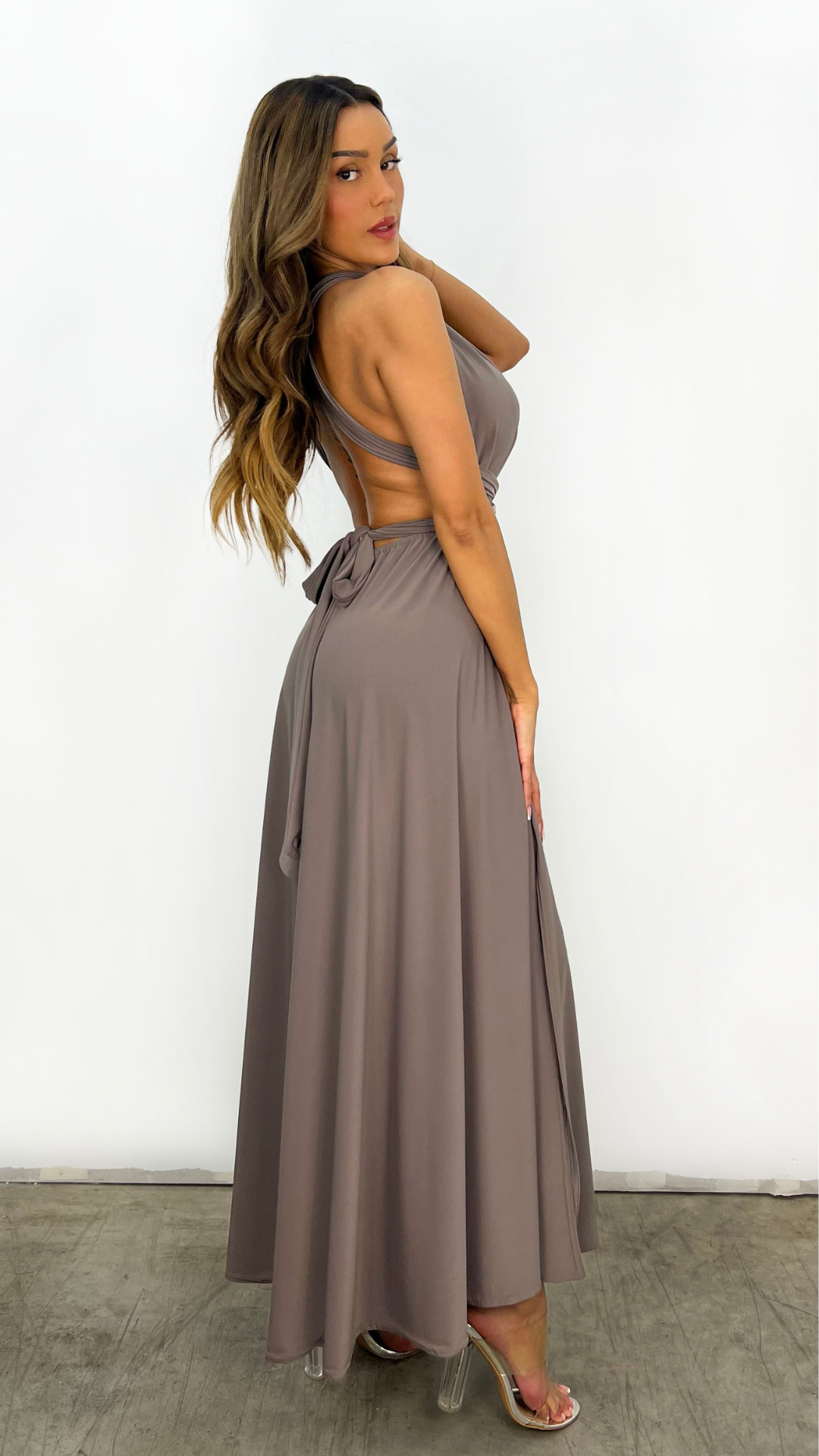 Rückenfreies Maxikleid Mit Plissee-Details