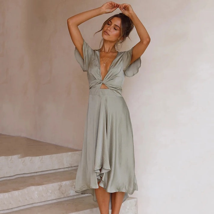 Elegantes Midikleid Mit Taillenschnürung
