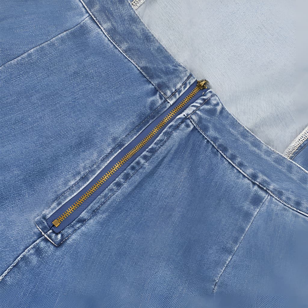 Jeans-Overall Mit Offenem Rückendetail