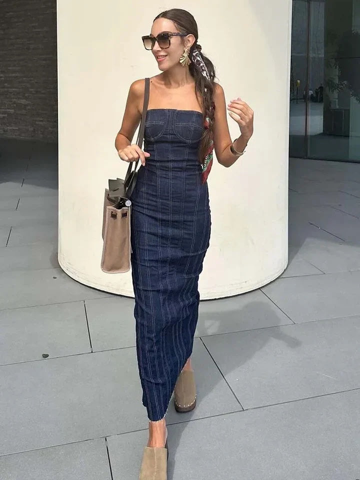 Eleganter Tief Ausgeschnittener Jeans-Jumpsuit