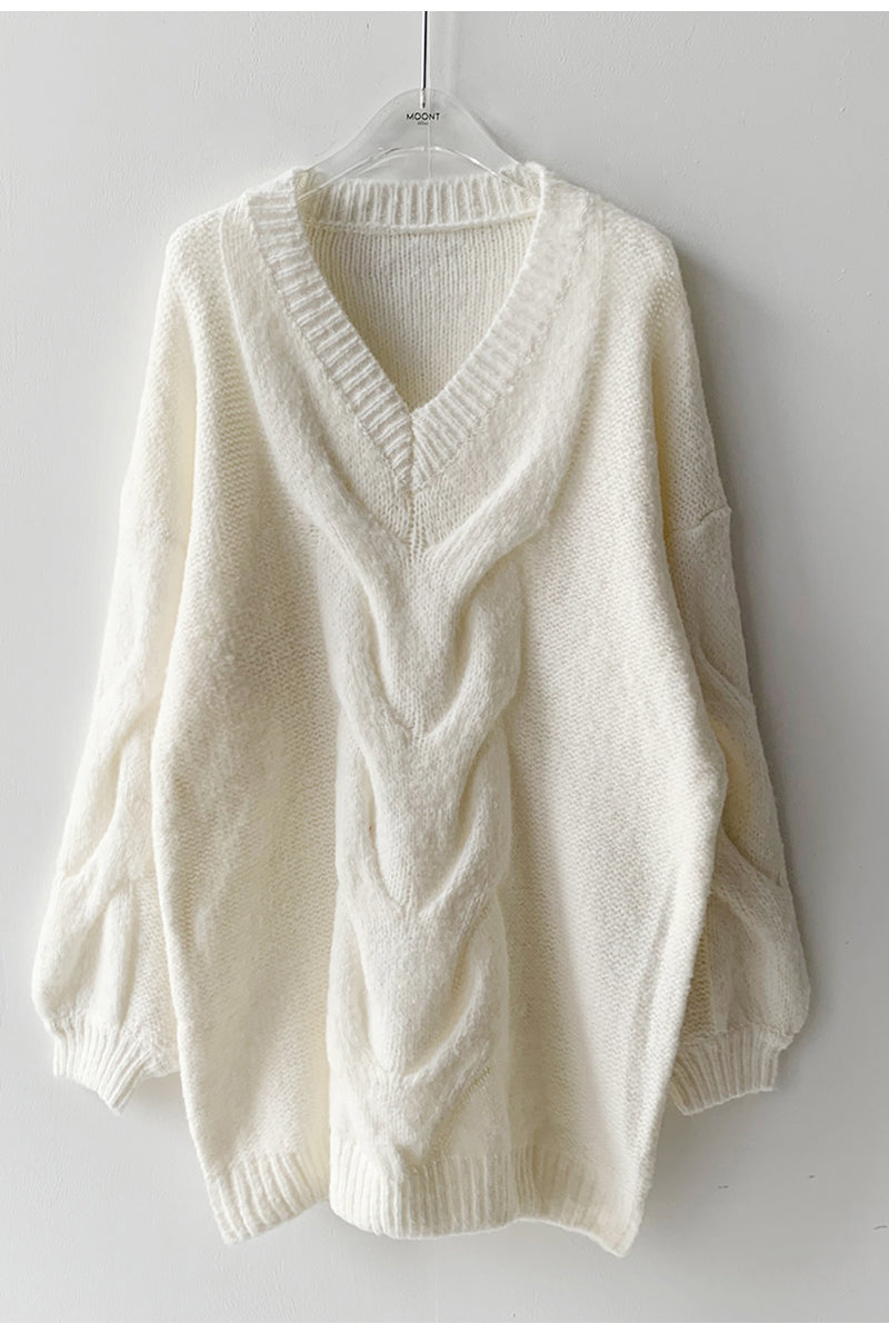 Strickkleid Mit V-Ausschnitt