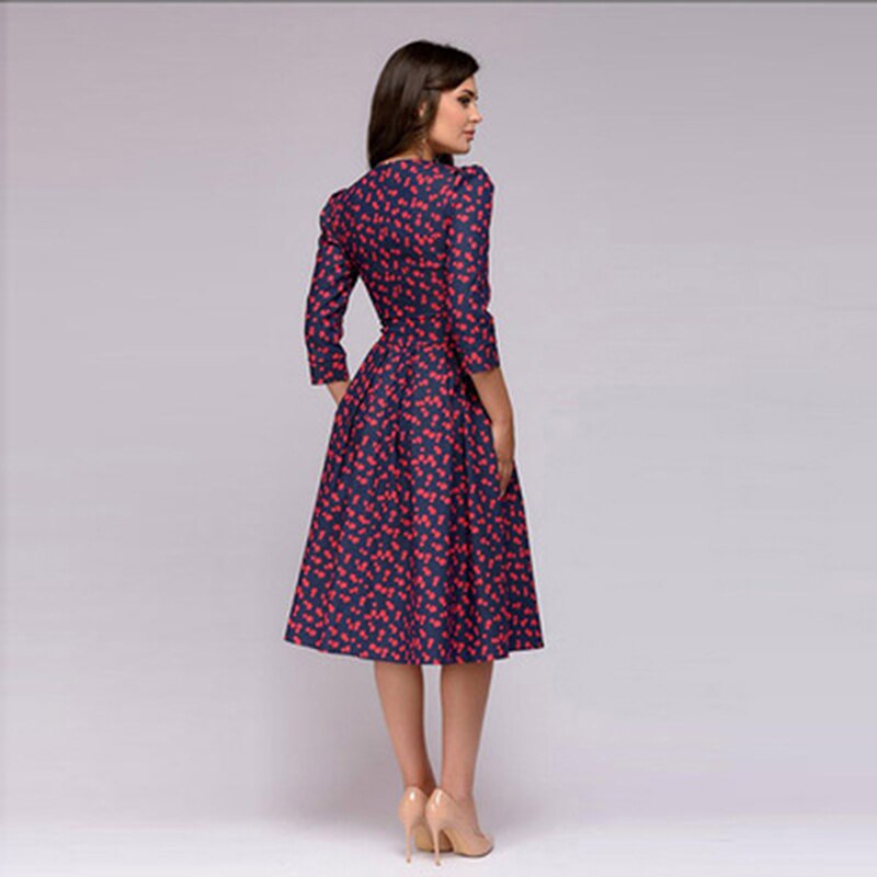 Blumenkleid Mit Dreiviertelärmeln