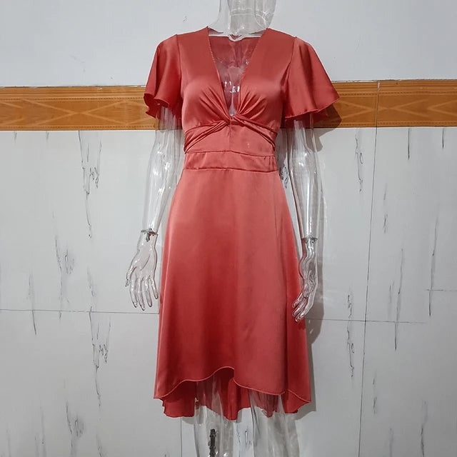 Elegantes Midikleid Mit Taillenschnürung