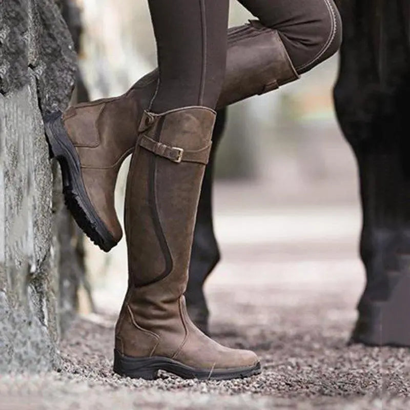 Elegante Stiefel Mit Schnallendetail