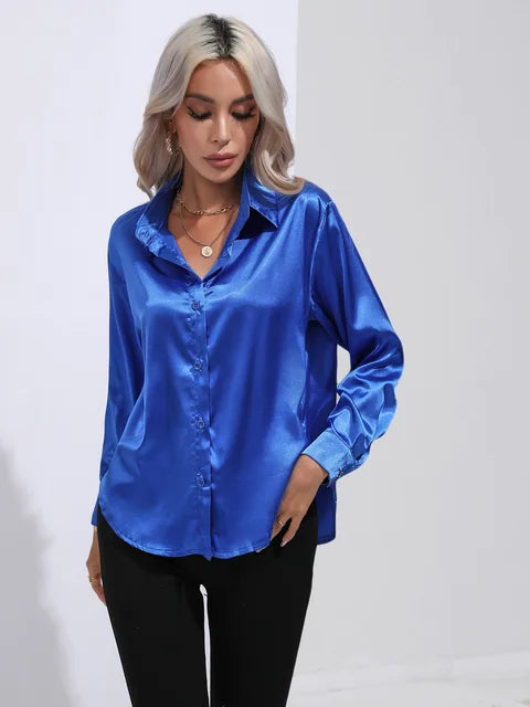 Satinhemd İm Stylischen Design