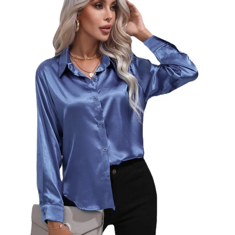Satinhemd İm Stylischen Design