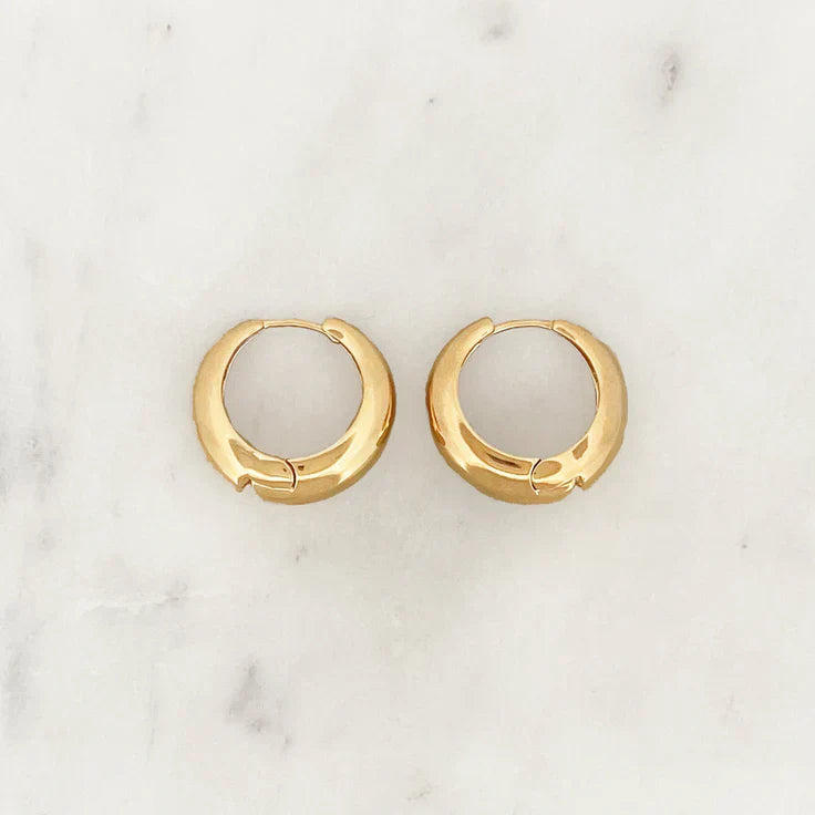 Stilvolles Design, Minimalistische Ohrringe