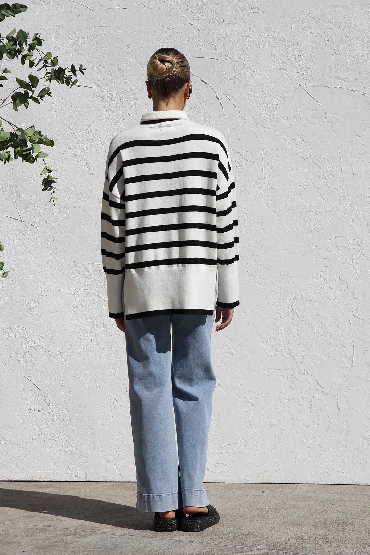 Schwarz-Weiß Gestreifter Strickpullover