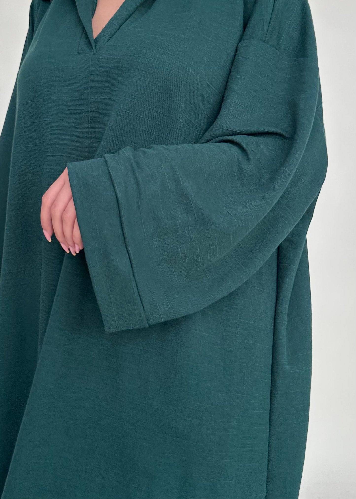 Langärmliges Maxikleid Mit V-Ausschnitt