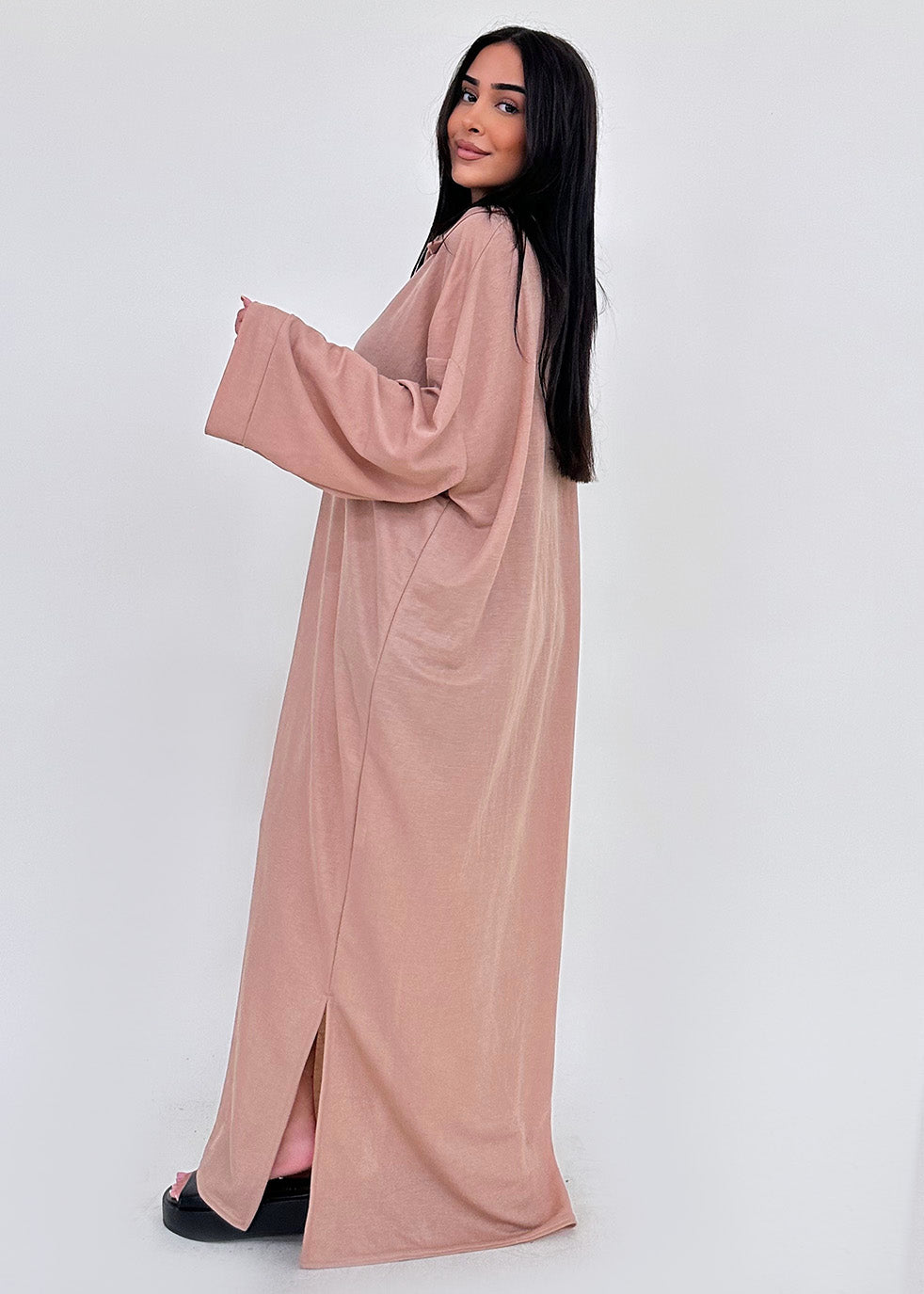 Langärmliges Maxikleid Mit V-Ausschnitt