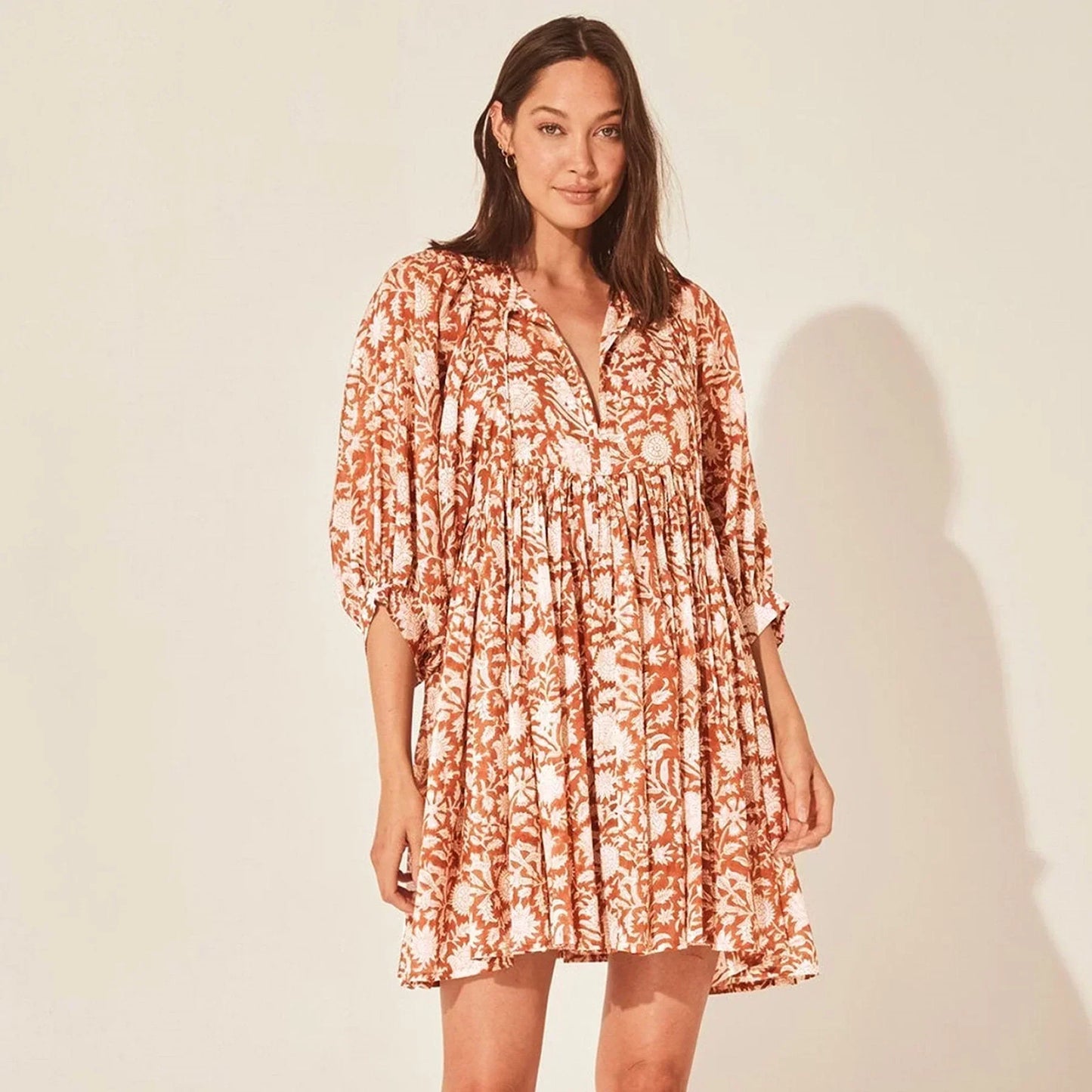 Sommer-Minikleid Mit Bohemian-Muster