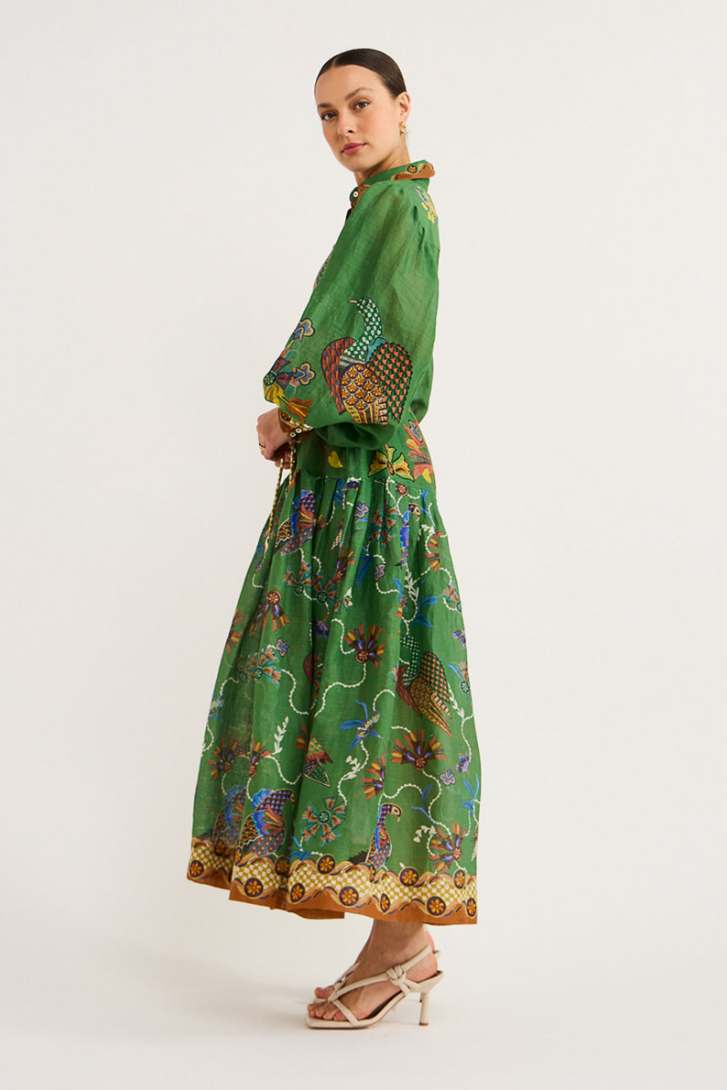 Stilvolles Gemustertes Kleid Mit Laternenärmeln