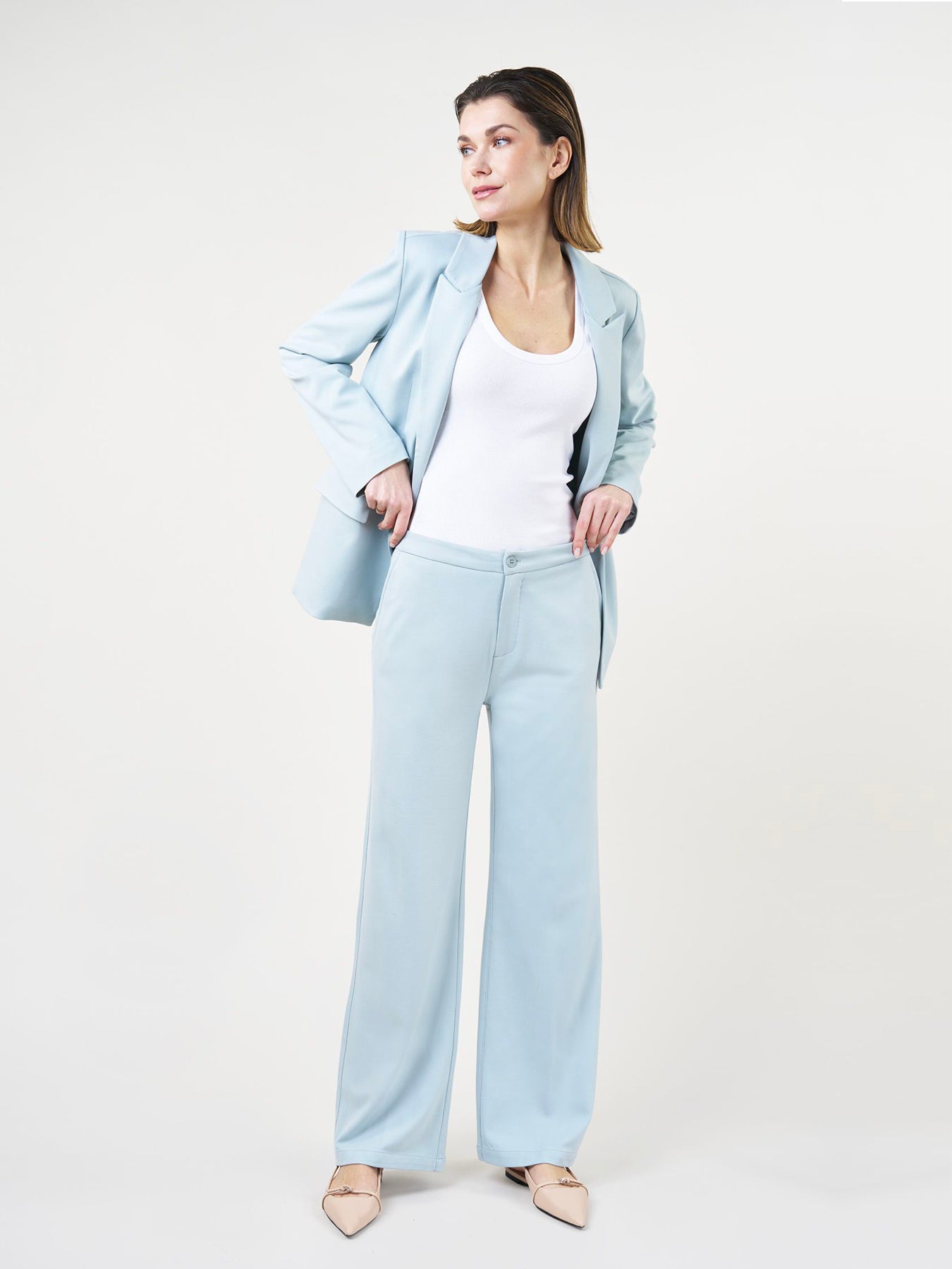 Elegantes Design, Schlichte Hose