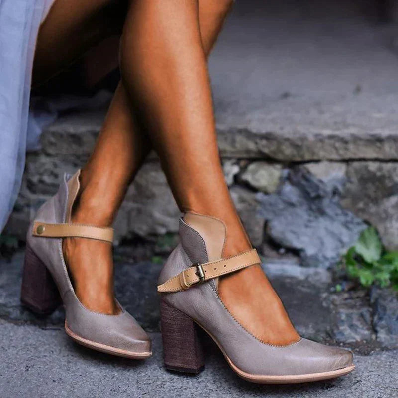 Stilvolle Und Bequeme High Heels