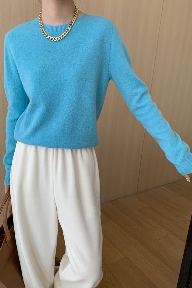 Stilvoller Und Eleganter Designpullover