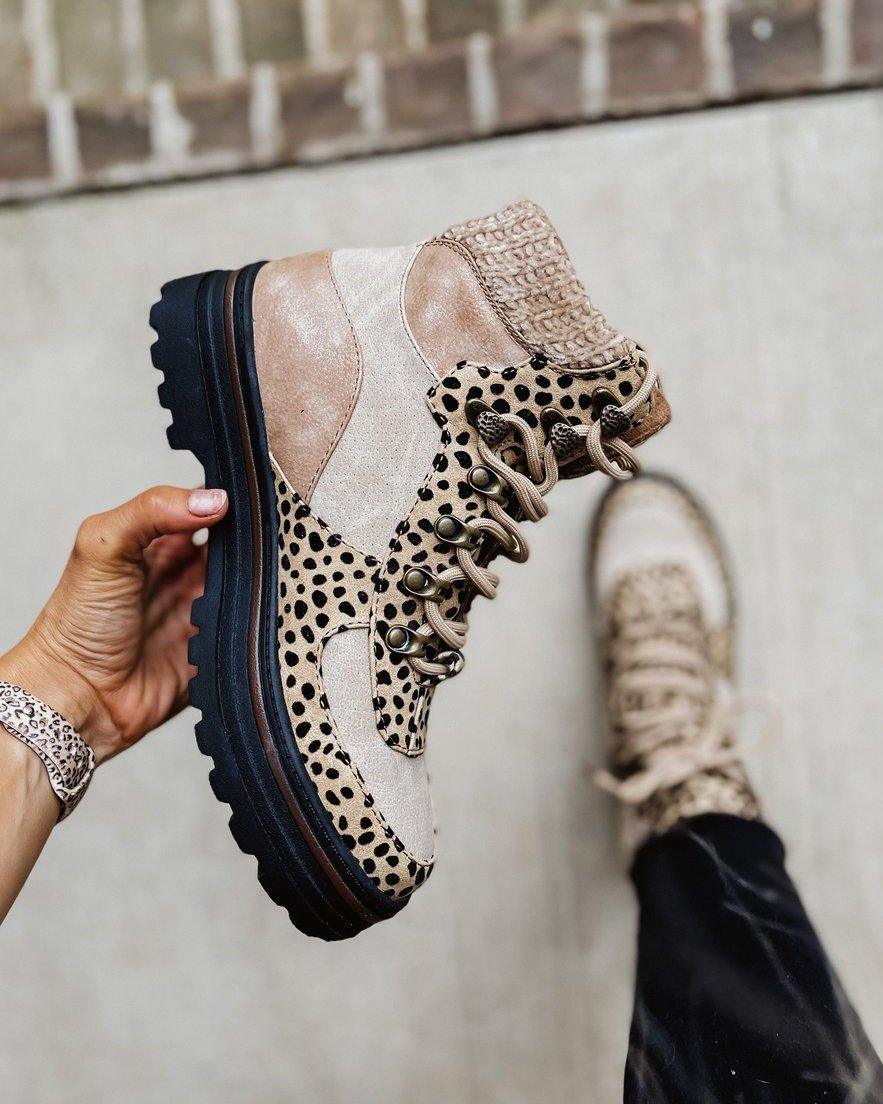 Elegante Stiefel Mit Leopardenmuster