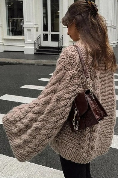 Übergroßer Strickpullover