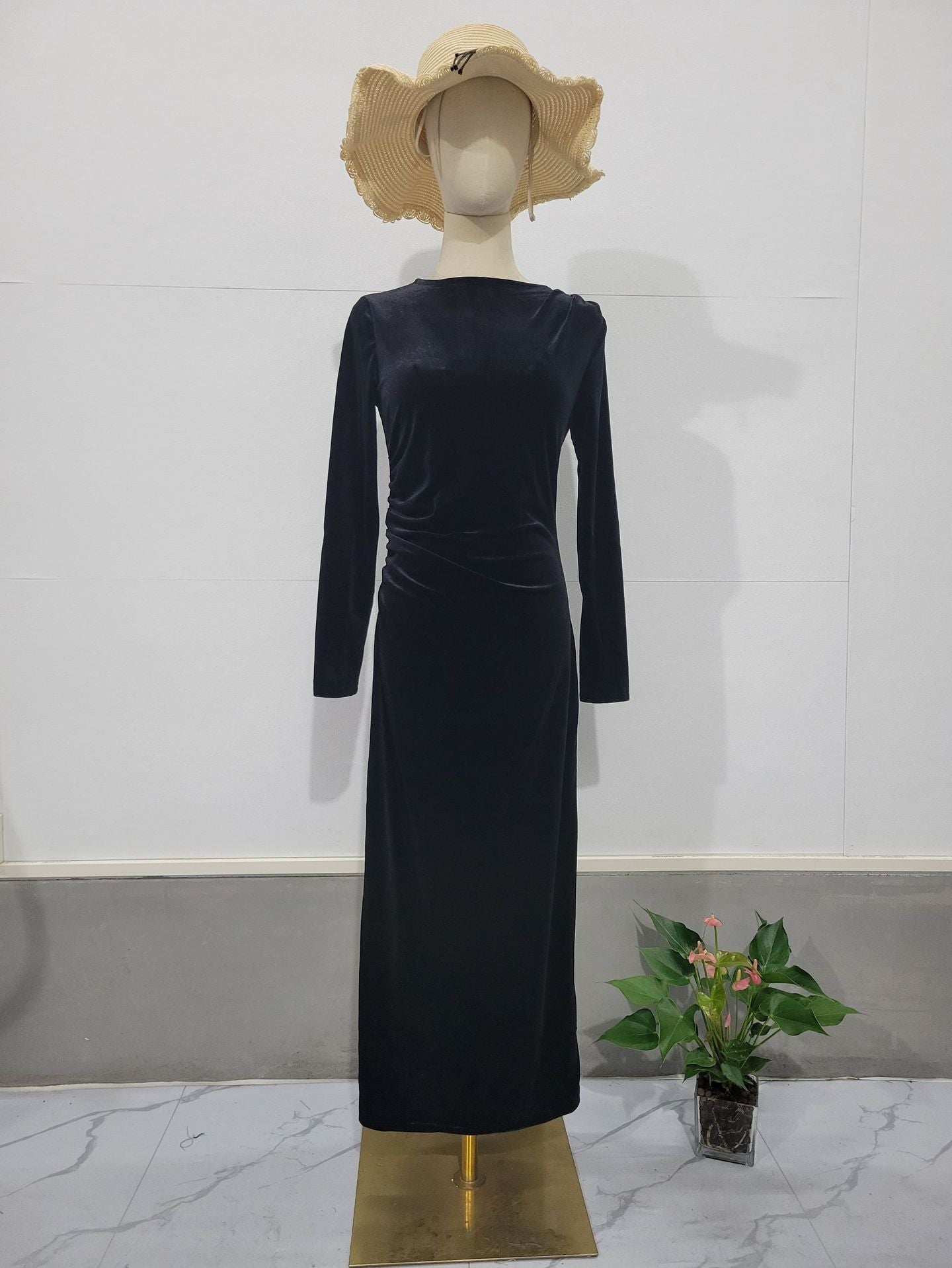 Langärmliges Maxikleid
