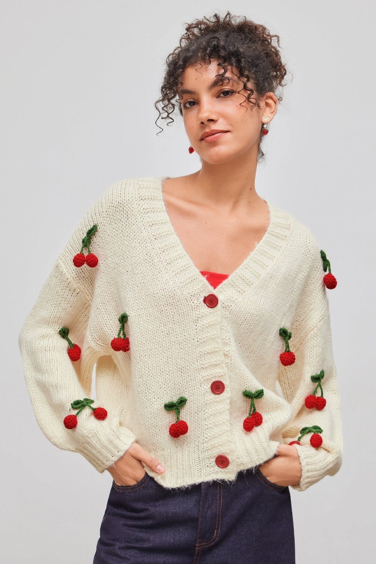 Elegante Strickjacke Mit Kirschmuster