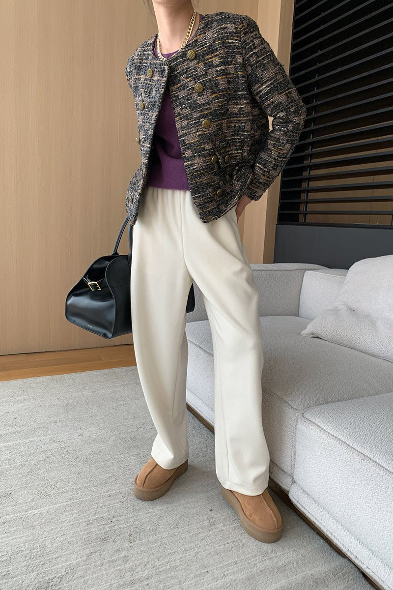 Stilvoller Und Eleganter Designpullover