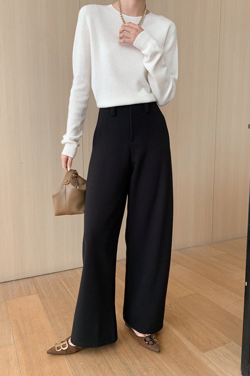 Stilvoller Und Eleganter Designpullover