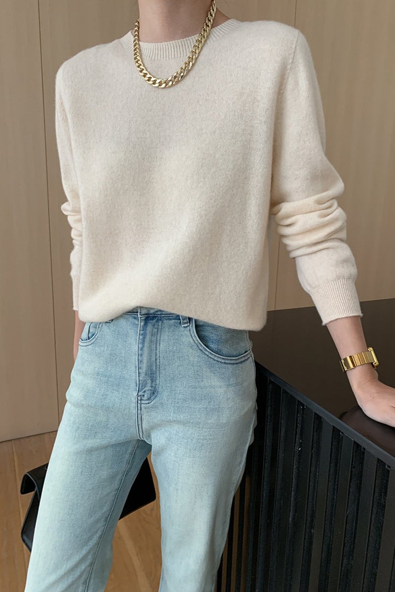 Stilvoller Und Eleganter Designpullover