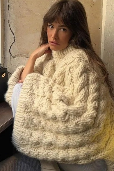 Übergroßer Strickpullover
