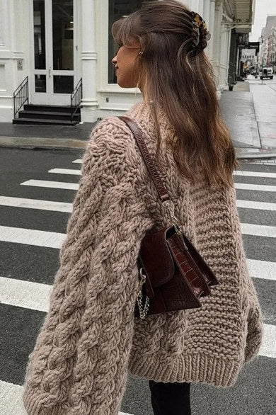 Übergroßer Strickpullover