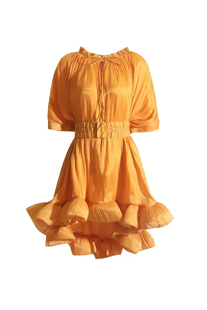 Elegantes Minikleid Mit Cape-Effekt