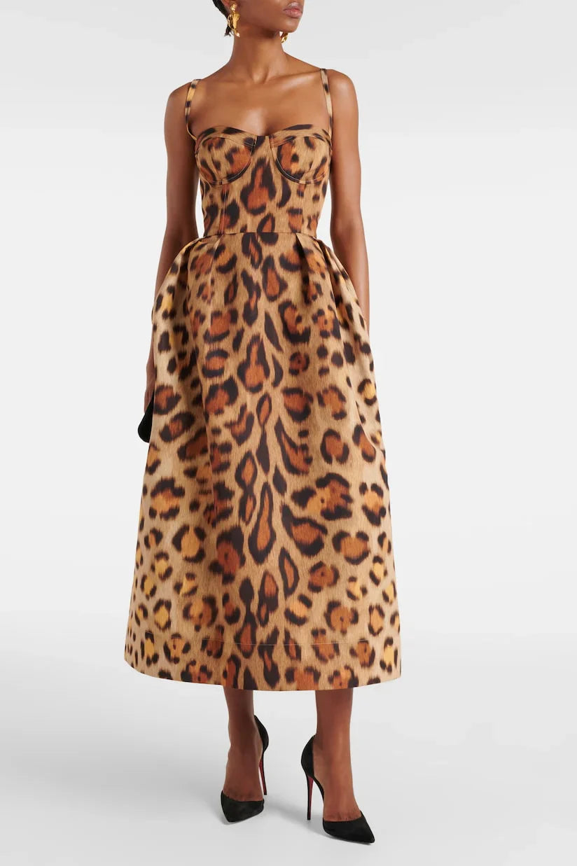 Figurbetontes Kleid Mit Leopardenmuster