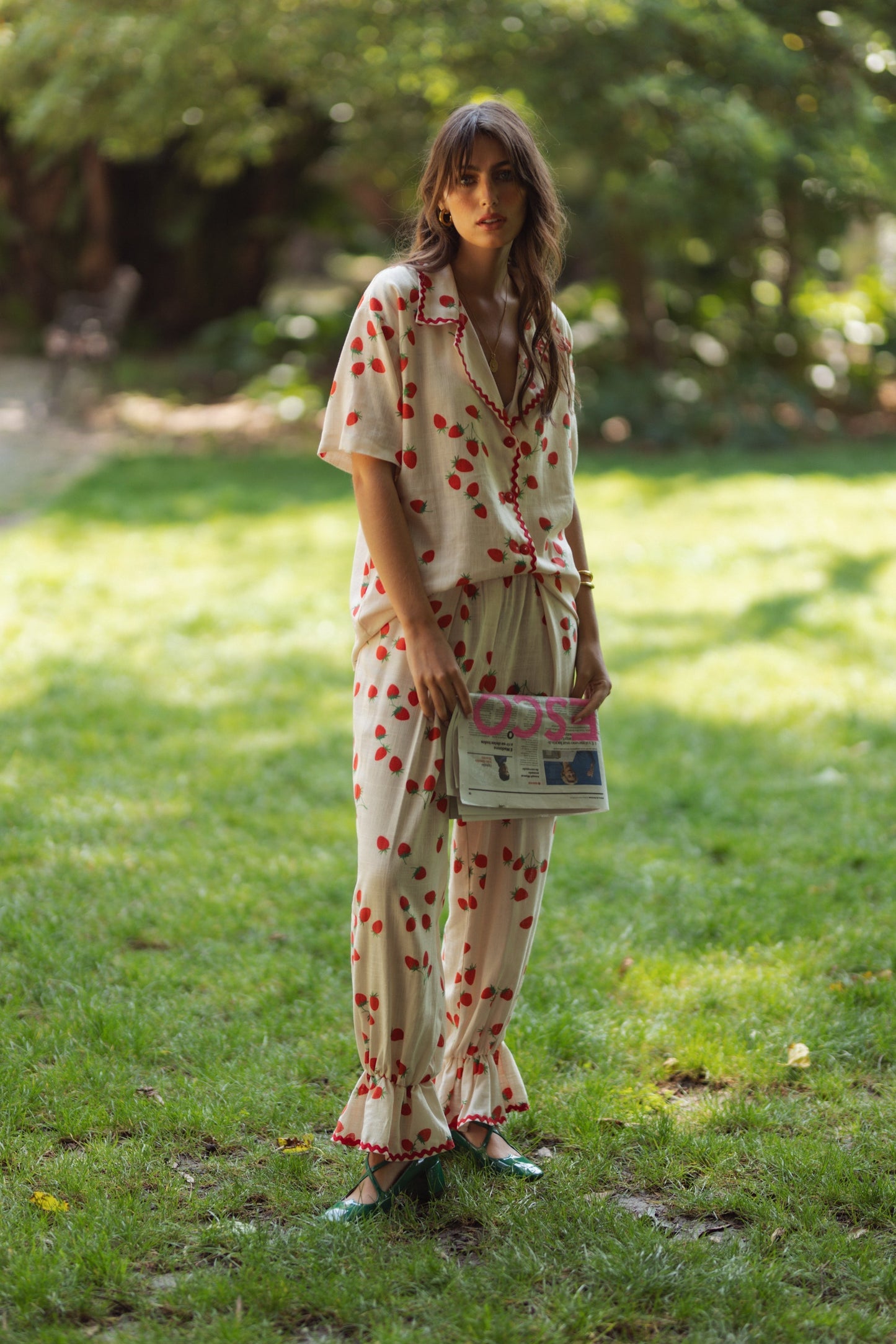 Pyjama Mit Erdbeermuster İm Stilvollen Design
