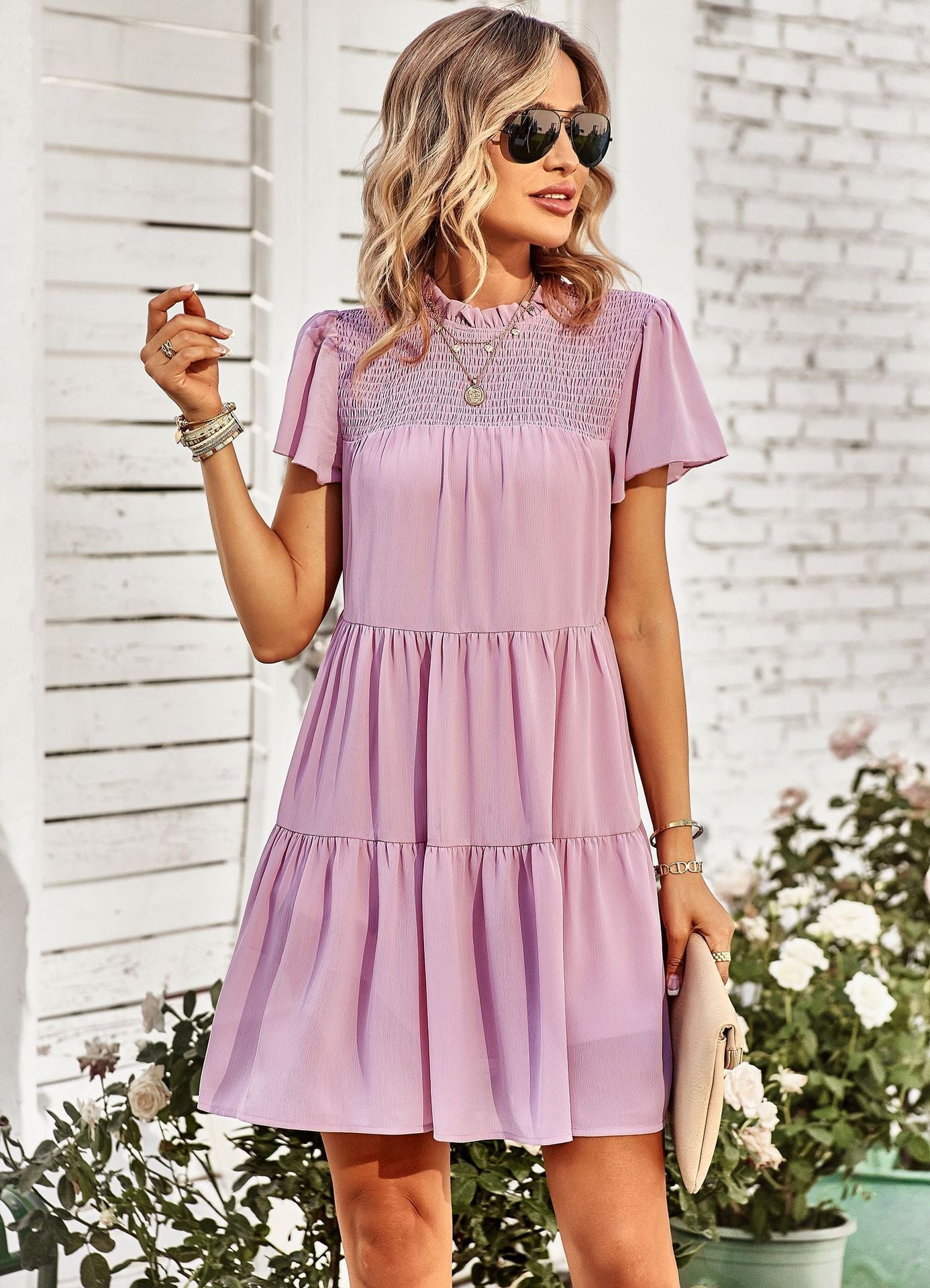 Kurzärmliges Minikleid Mit Volantdetail