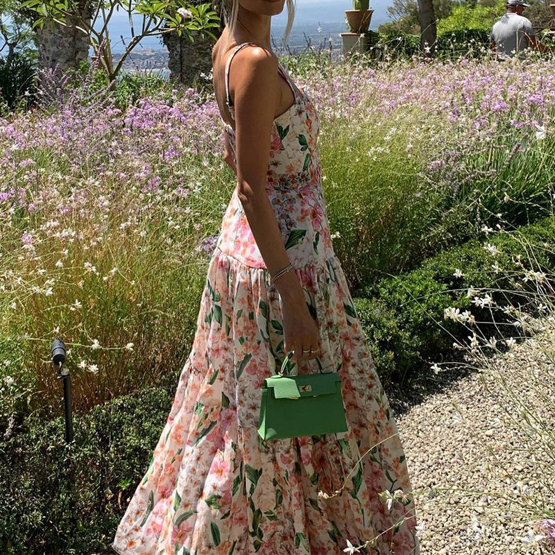 Ärmelloses Und Rückenfreies Trägerloses Langes Sommerkleid