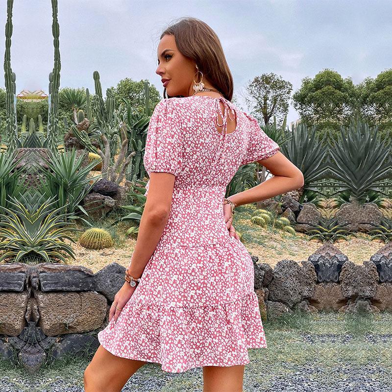 Minikleid Mit V-Ausschnitt Und Blumenmuster