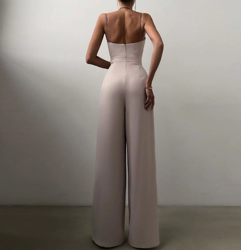 Lässiger Jumpsuit Mit Geradem Schnitt Und Strickdetails