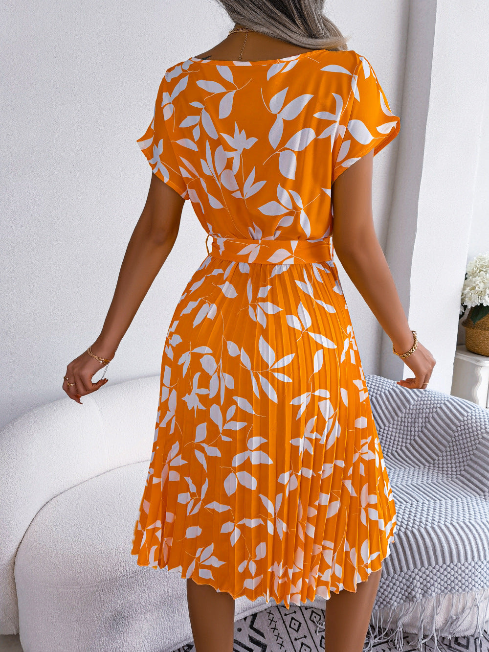 Gemustertes Midikleid Mit Rundhalsausschnitt