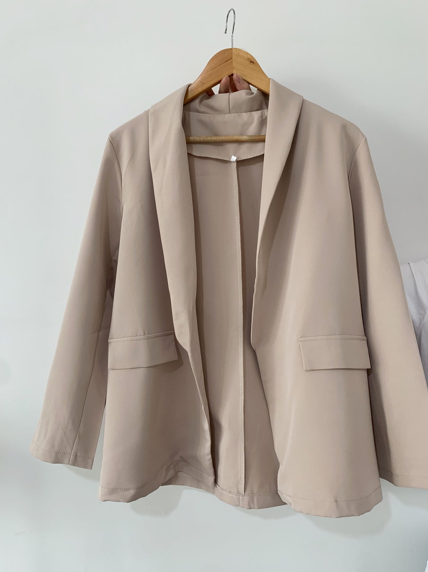 Elegante Design-Blazerjacke Für Damen