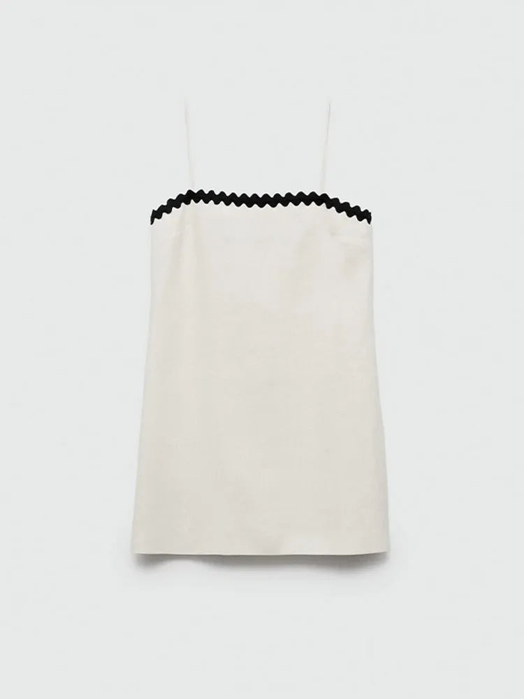 Elegantes Minikleid Mit Dünnen Trägern