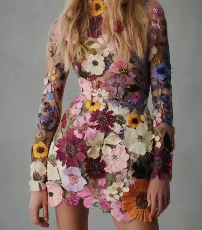 Kleid Mit Blumenstickerei