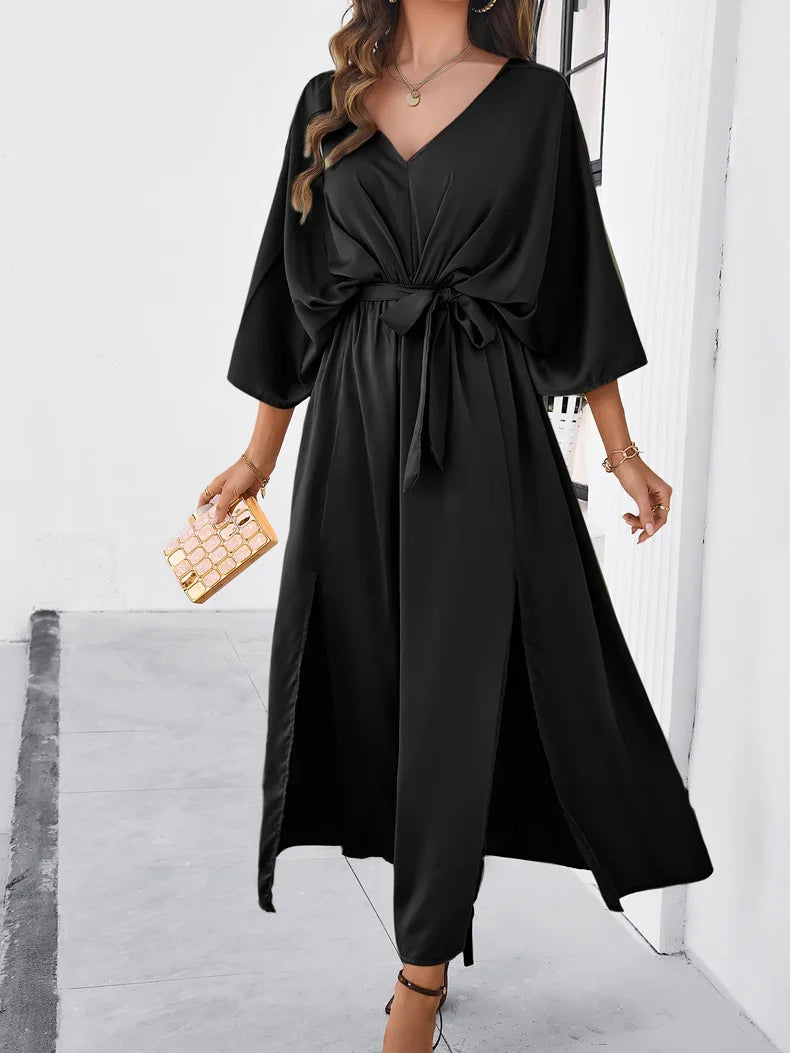 Locker Geschnittenes Kleid Mit V-Ausschnitt