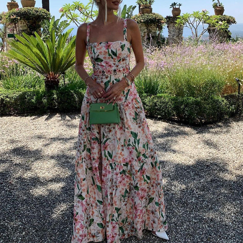 Ärmelloses Und Rückenfreies Trägerloses Langes Sommerkleid