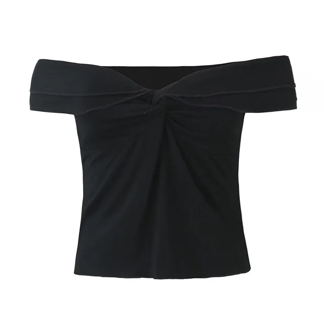 Eleganter Kurzer Anzug Mit Faltenrock